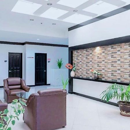 Check Inn Hotel Dumaguete City By Reddoorz المظهر الخارجي الصورة